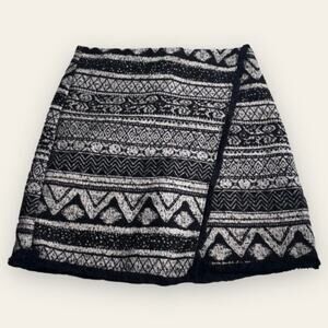 H&M short black & white striped boho knit faux wrap skirt size 2